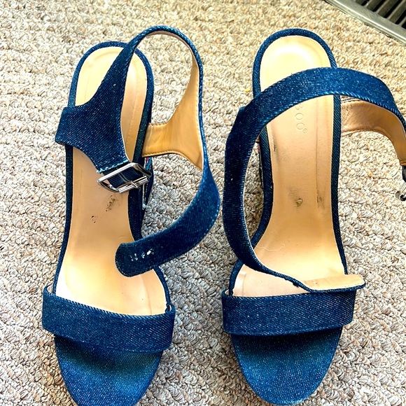 Blue Wedged Heels with Patches - Picture 2 of 4